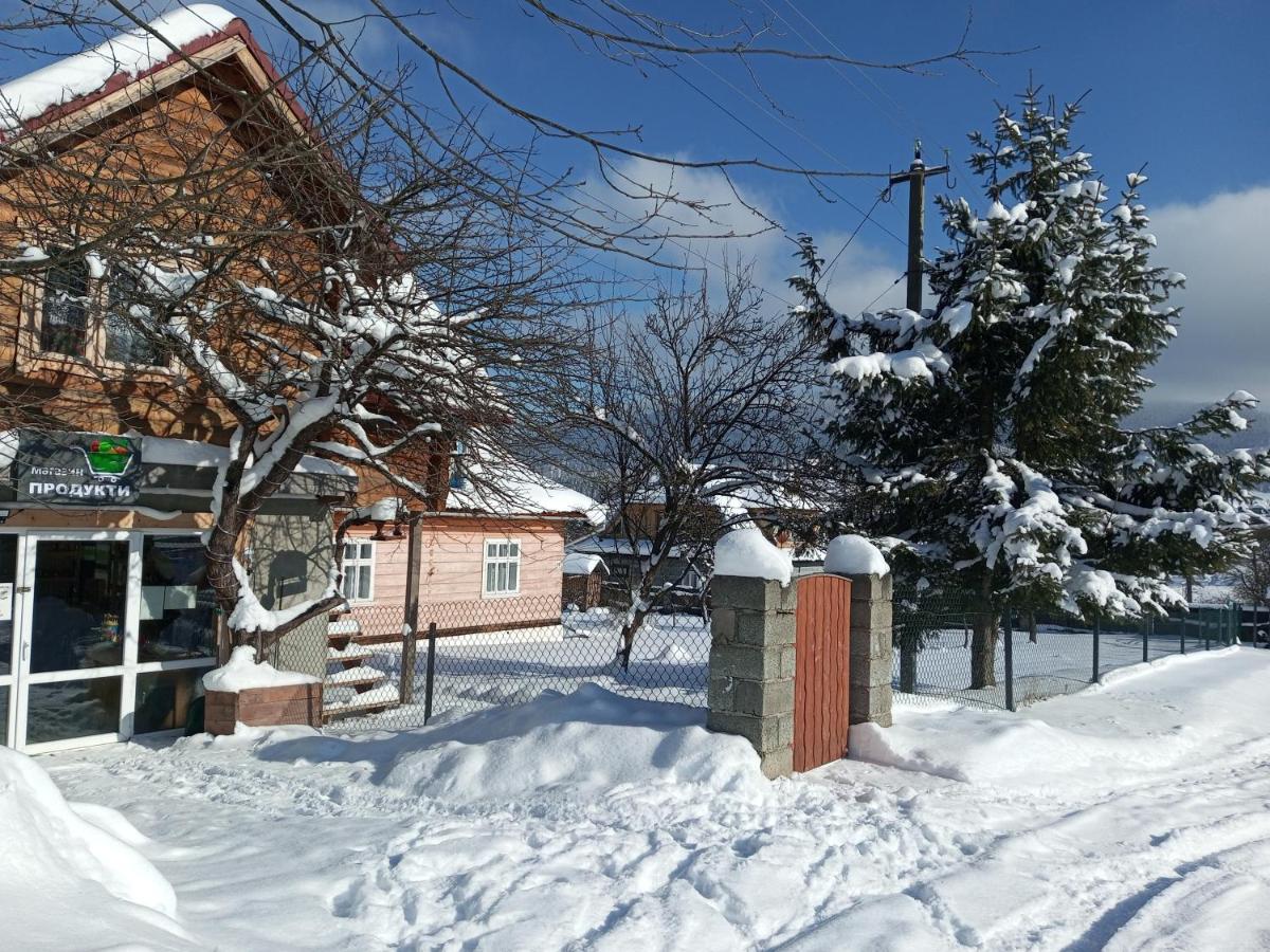 Готель У Андрушка Ворохта Екстер'єр фото